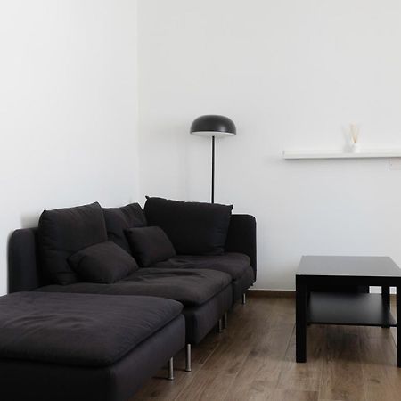 Sunrise Waterfront - Central Apartment With Sea View Balcony - Мольфетта Экстерьер фото